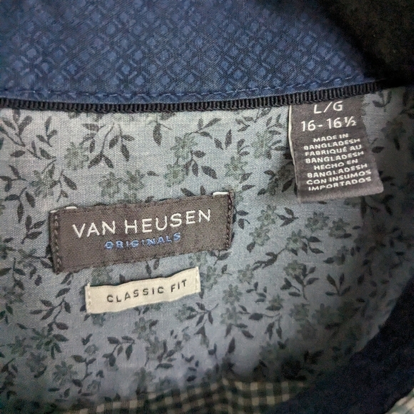 Van Heusen Button Down Shirt - Large - Picture 6 of 7